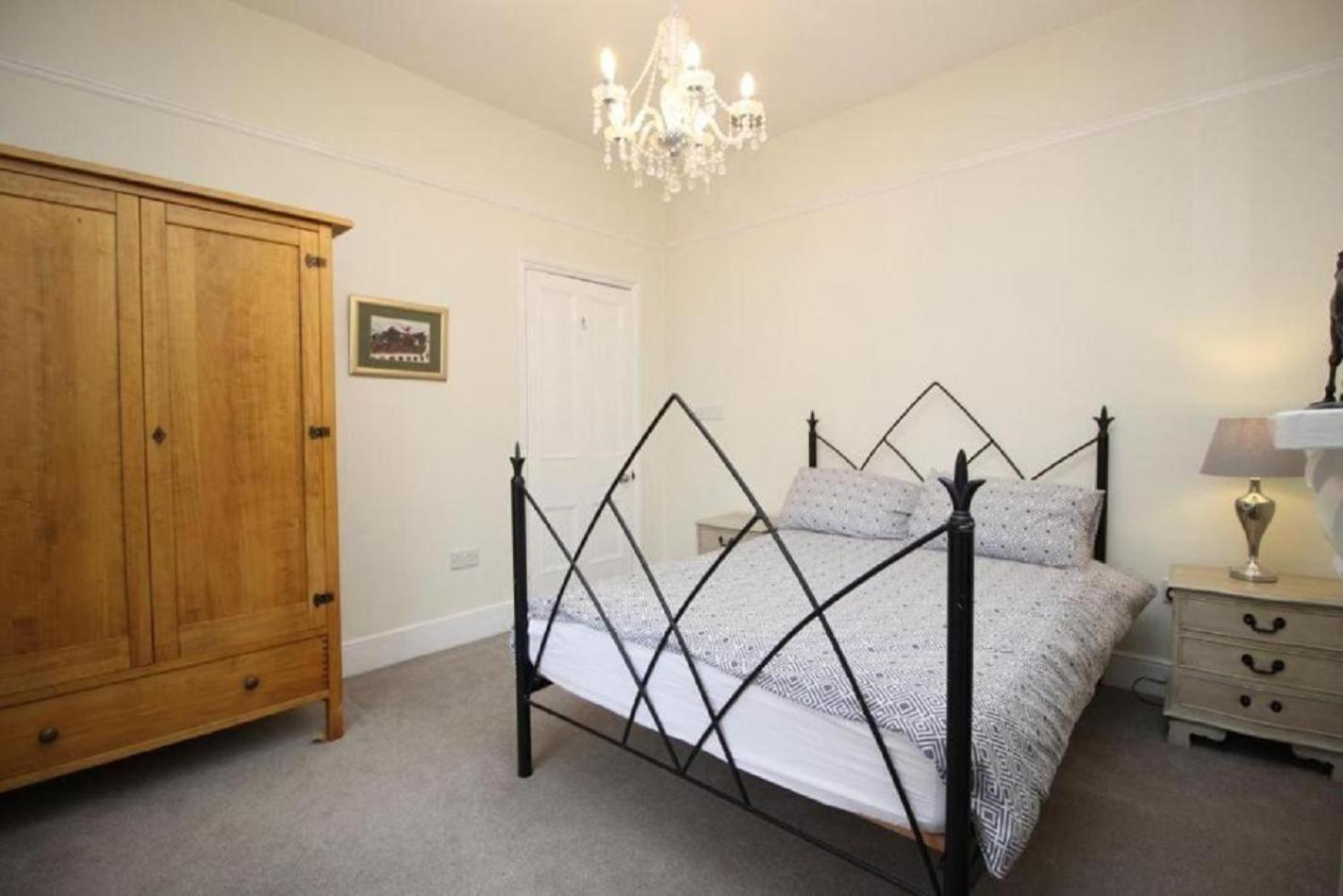 Orwell Villa Elegant Period 5 Bed Close To Town Sleeps 15 Cheltenham Zewnętrze zdjęcie